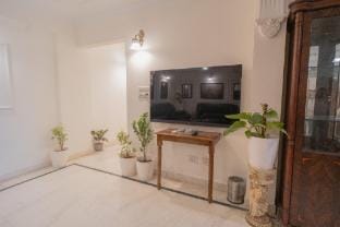 Kutani Stays - Civil Lines Apartment in Jaipur