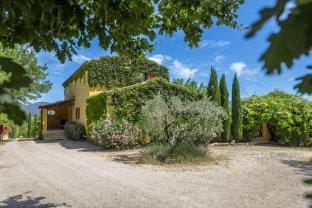 Le Mas Jorel  Roussillon Villa in Apt