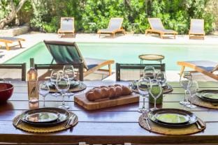 Private Oasis in Gordes  Elegant 5-Bedroom Villa with Pool Villa in Gordes