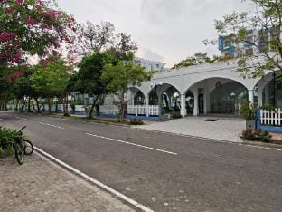 Santorini House 12A_  Airport Transit Negombo Apartment in Negombo