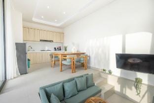 Tropical Villa 2- BR Private Pool In Pererenan Vacation rental in North Kuta