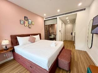 +More style Apt/Next to Kiss Bridge/Pool/Gym Vacation rental in Phu Quoc