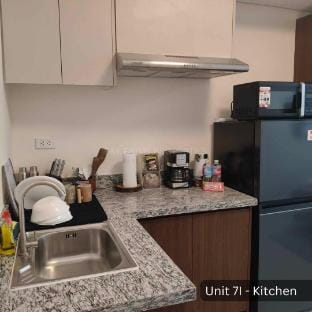 7I Selendra Condominium Broom Vacation rental in Baguio