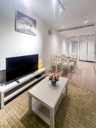 Two bedrooms apartment with balcony in Mel CBD Vacation rental in Melbourne