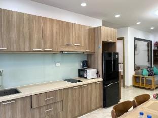 2BR/Sunrise Beach front Apt/Dragon Bridge5' Vacation rental in Da Nang