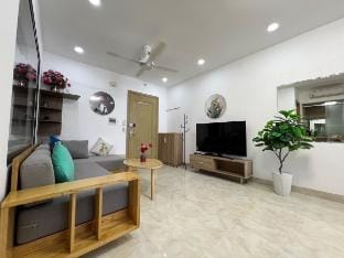 2BR/Sunrise Beach front Apt/Dragon Bridge5' Vacation rental in Da Nang