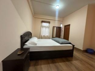 The Mystic Mountain, rooms and apartment Vacation rental in West Bengal