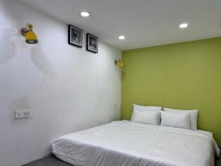 Wellington-Botanica Premier Air Port Free Pool GYM Vacation rental in Ho Chi Minh City