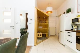 Opera Central Suite 3BR w AC & SAUNA, by NW Apartment in Budapest