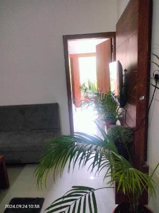 Fully Private 1BHK Couple Friendly@ Green Vista II Vacation rental in India