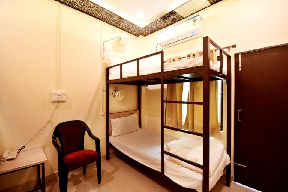 The Anandvan Palace- 300 meter harishchandra Ghat Hotel in Varanasi