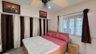 Peaceful AC Studio With Kitchen & Terrace Vacation rental in India