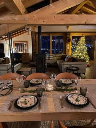 Beautiful chalet with panoramic views in Samoens walking distance to the village Chalet in Samoëns