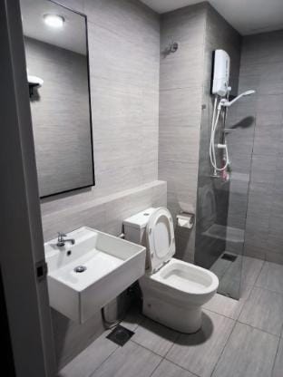 MayaBay Residences Gamuda Cove - Azios Homestay Apartment in Selangor, Malaysia