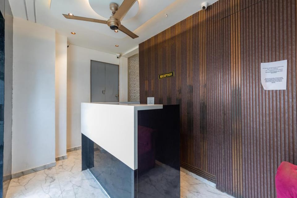 De Classico Hotel -Lokhandwala Hotel in Mumbai