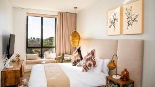 Ambient One Rosebank City Escape Vacation rental in Johannesburg