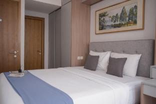 Modern 2BR Yukata Suites w/ PrivateLift ByTravelio Apartment in West Java