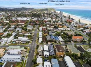 Beachside Getaway in Sunny Palm Beach Vacation rental in Palm Beach