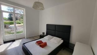 Charming renovated villa Périgord pourpre Vacation rental in Occitanie