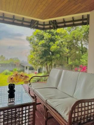 Tropical Lux 5BR Villa Panoramic Isola Bandung Vacation rental in Parongpong