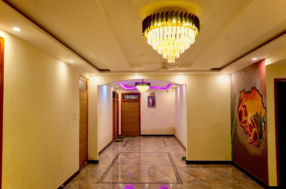 Hotel Raj Palace Hotel in Varanasi
