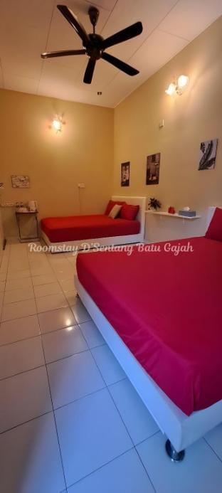 Cozy Garden Roomstay | 4-6 Pax Vacation rental in Perak Tengah District