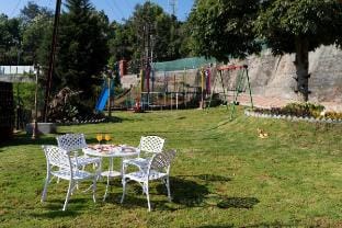 Wyncroft Bed and Breakfast | Colonial Bungalow Kotagiri Vacation rental in Kerala