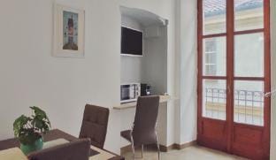 Conte Verde 10 con Balcone by Wonderful Italy Apartment in Turin