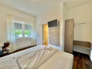AR Boutique Hotel Heuesenstam DR Vacation rental in Frankfurt