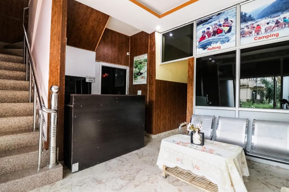 Hotel O Bhagirathi Palace Ganga Beach Hotel in Rishikesh