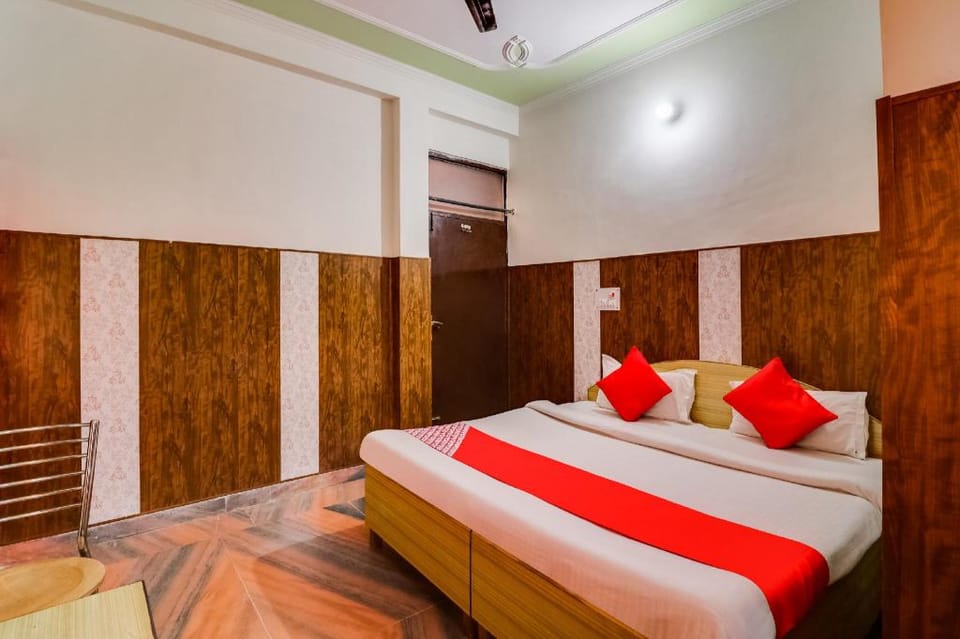 Hotel O Bhagirathi Palace Ganga Beach Hotel in Rishikesh
