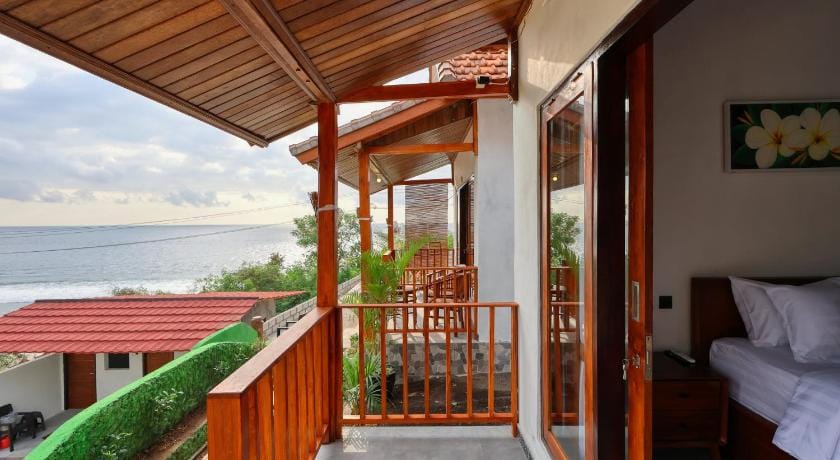 Kapouk Cottage Bed and Breakfast in Nusapenida