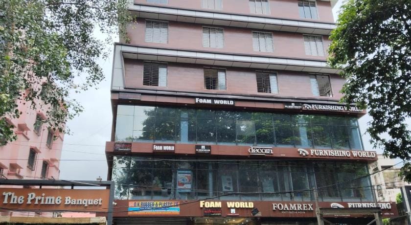 Swarn Hotel Bed and Breakfast in Kolkata