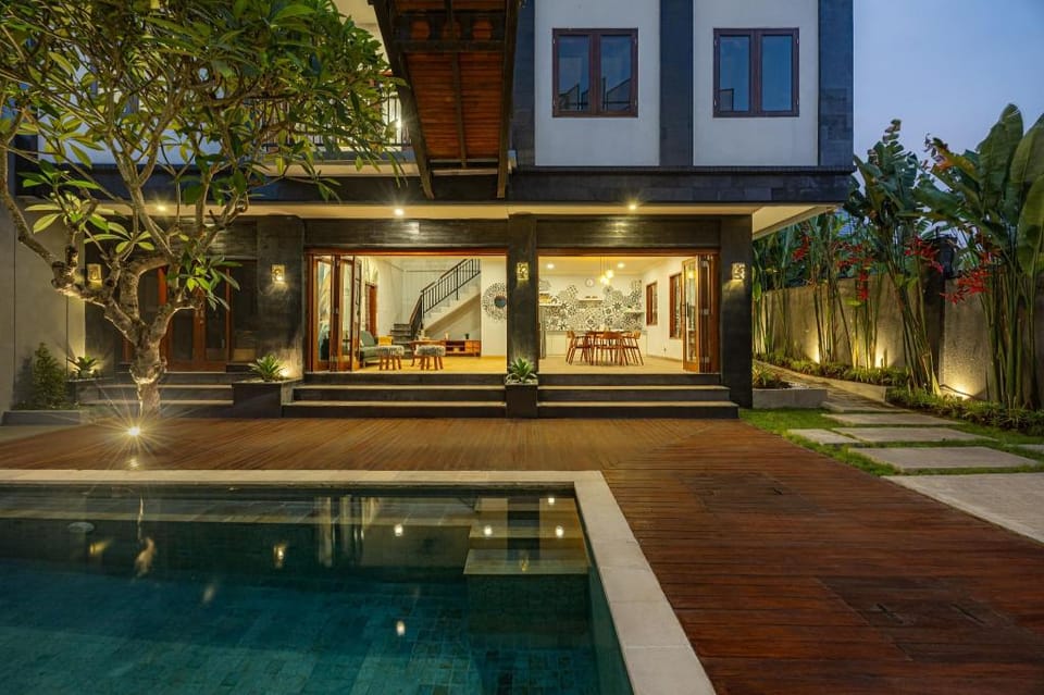 Cove Belle Asana Hotel in North Kuta