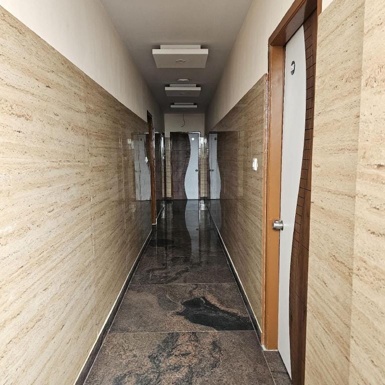 Golden Key Hotel Hotel in Bengaluru