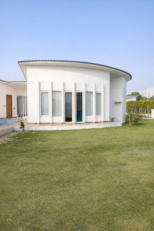 Wiseone choice Hotel in Noida
