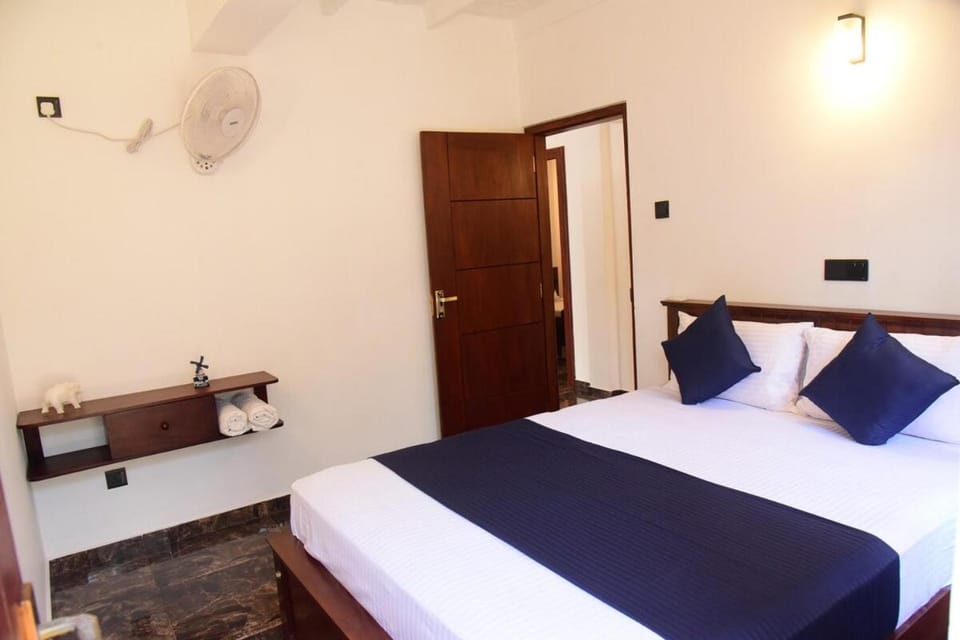 The Kingfisher Hikkaduwa Villa in Hikkaduwa