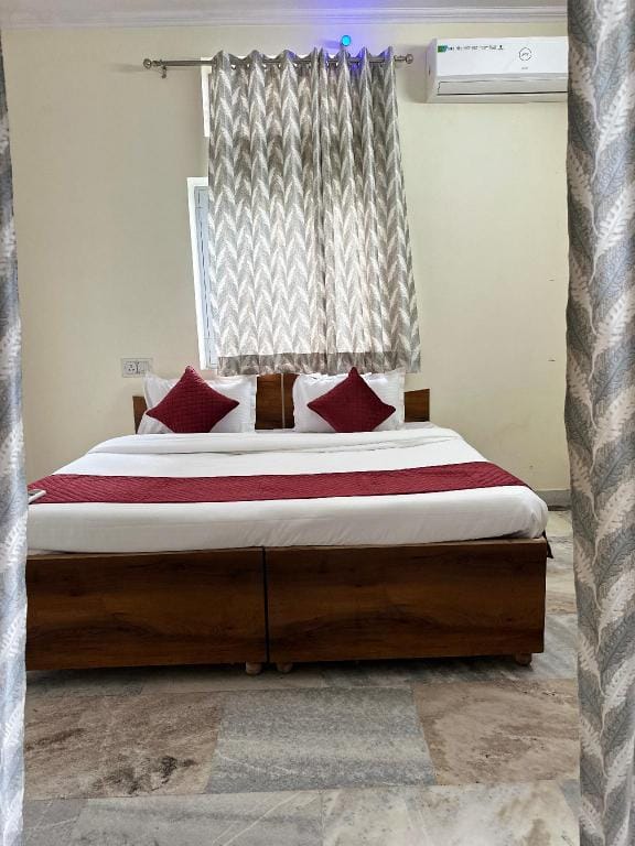 Angle paradise Hotel in Jaipur