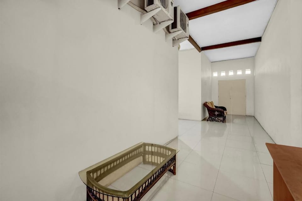 OYO 94693 Sagara Homestay Rungkut Hotel in Surabaya