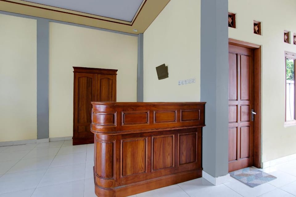 OYO 94717 Homestay Ka Villa Syariah Hotel in Indonesia