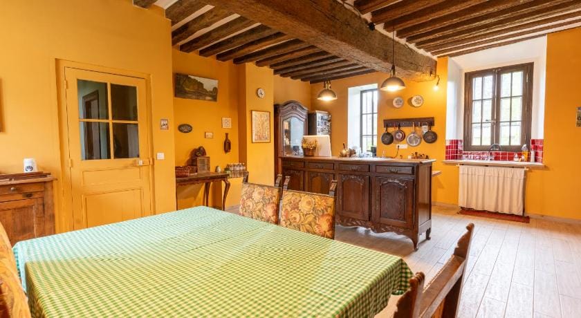 Seigneurie de Baulne Bed and Breakfast in Hauts-de-France