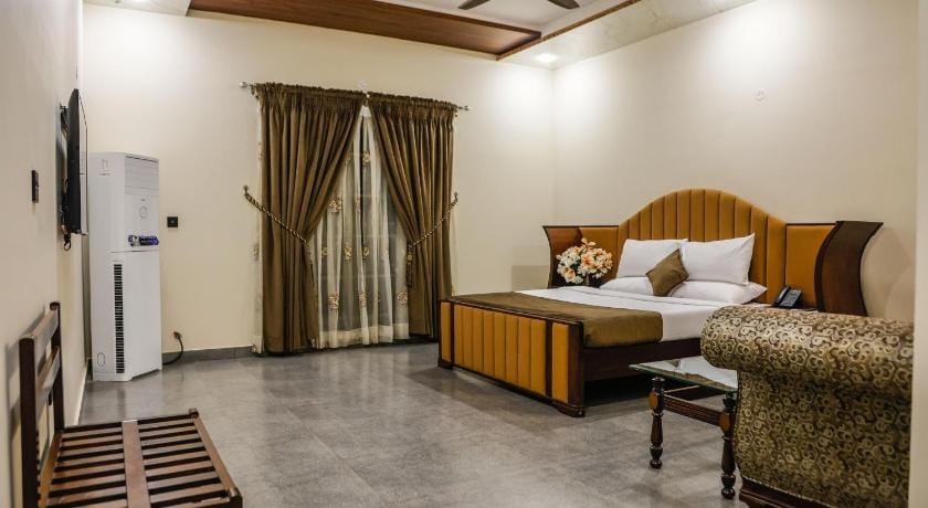 Lataska Hotel Hotel in Punjab