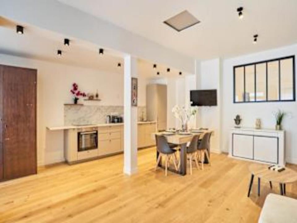 Wonderful Apartment Center of Paris-Montorgueil Apartment in Paris