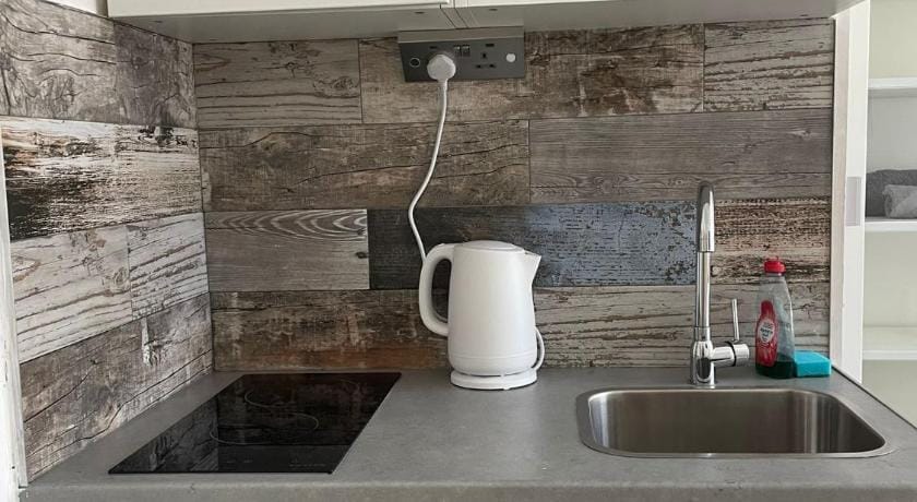 Tottenham City Stays Bed and Breakfast in London