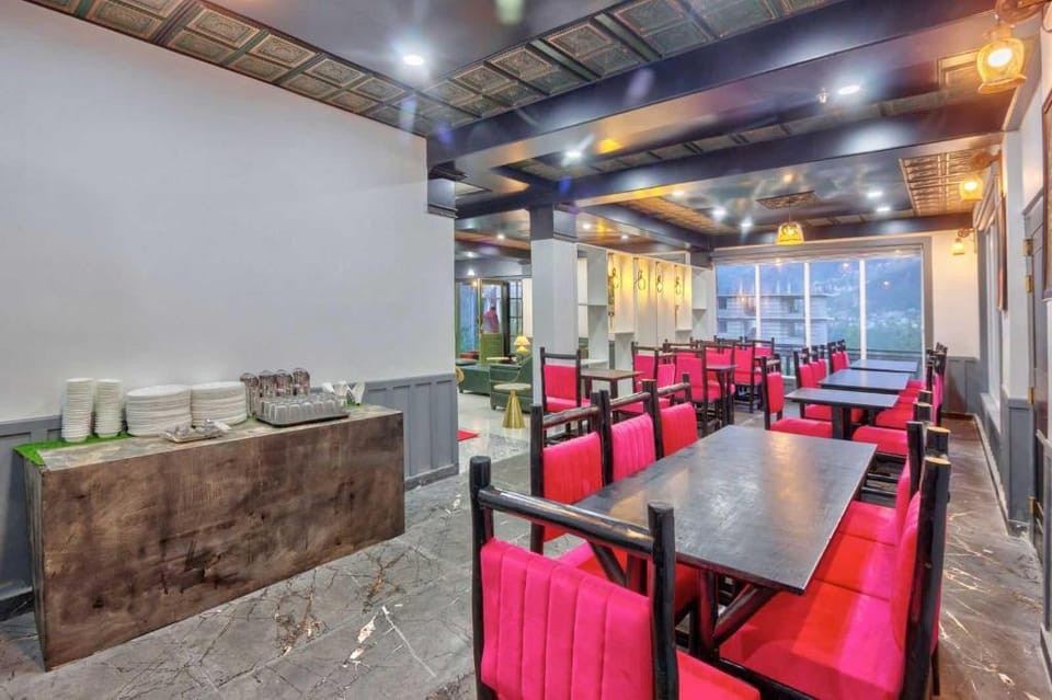 POP 84254K Utr Ritu Shahi Gomtinagar Extension Hotel in Lucknow