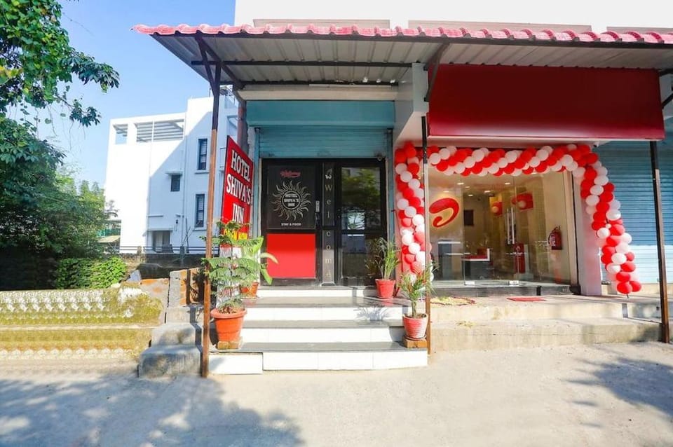 HOTEL SHIVA'S INN Hotel in Maharashtra