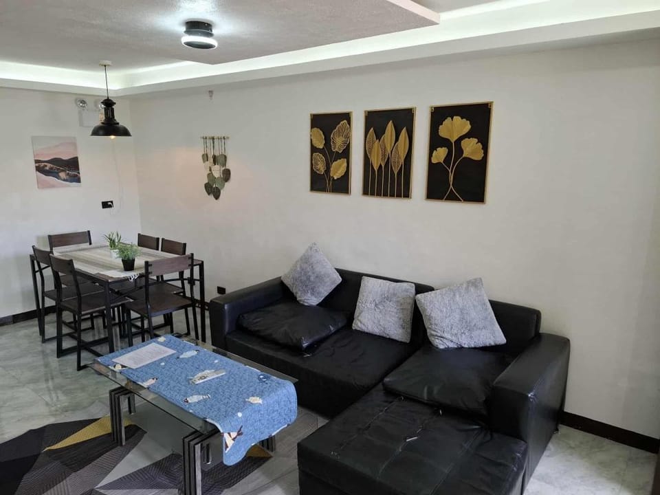 Pearlstaycation Hotel in Lapu-Lapu City