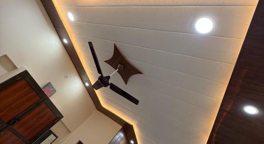 Thakur Homestay- 500m from Shri  Vishwanath Temple Vacation rental in Varanasi
