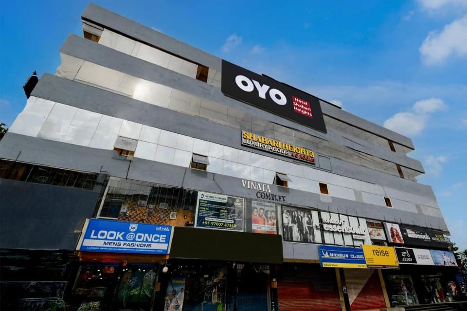 Hotel O Shabari Heights Luxury Abode A/C Rooms SR Nagar Metro Station Hotel in Hyderabad