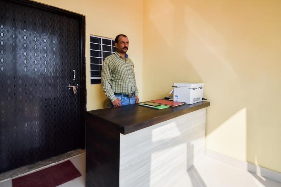 Hotel O by OYO Shree Raj Palace Kukas Hotel in Rajasthan
